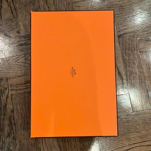 Hermes Shoe Box, 2 Dustbags